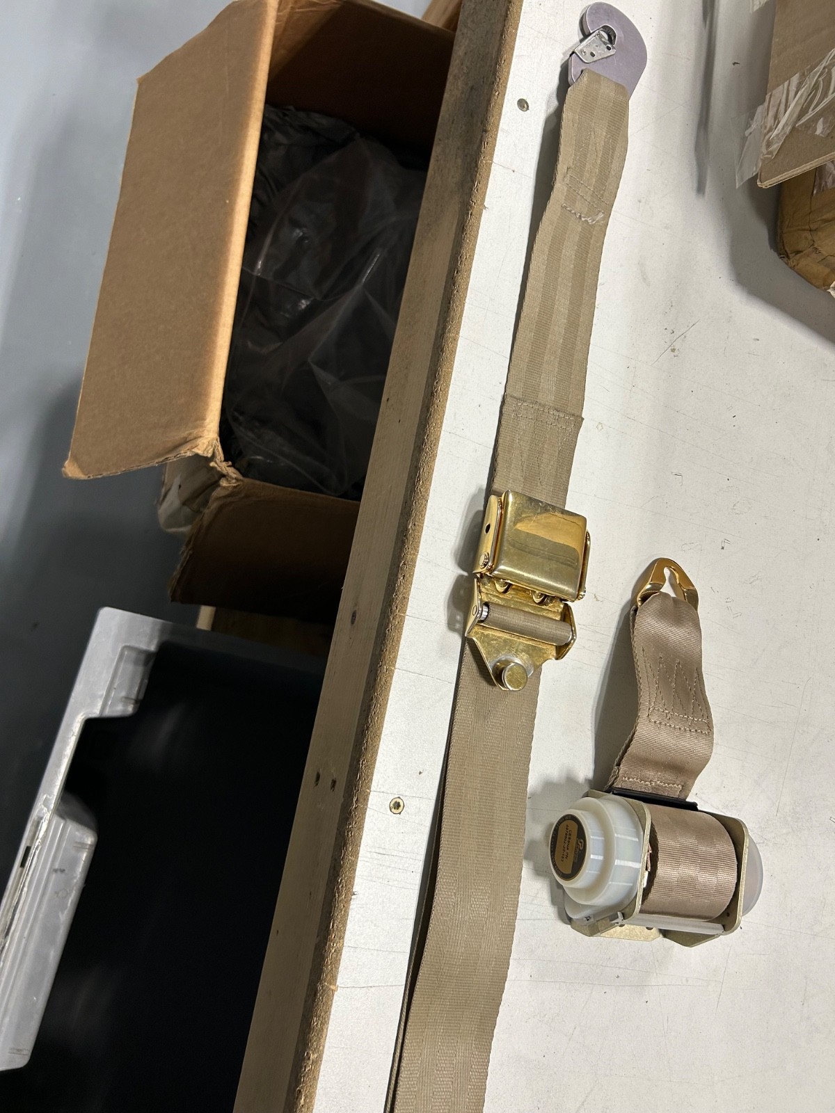 Cessna aircraft Seat belts