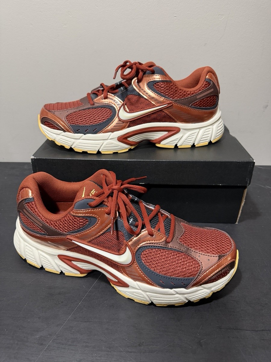 NORAs ボンボネロ Size 11.5 - Nike V5 RNR N7 Mars Stone Topaz Gold - Brand New In