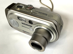 Samsung Digimax A6 6.0MP Compact Digital Camera Silver Y2K Retro FREE DELIVERY
