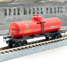 Micro-Trains N Scale 65300 Chicago Great Western Single Dome Tank Car CGW 285
