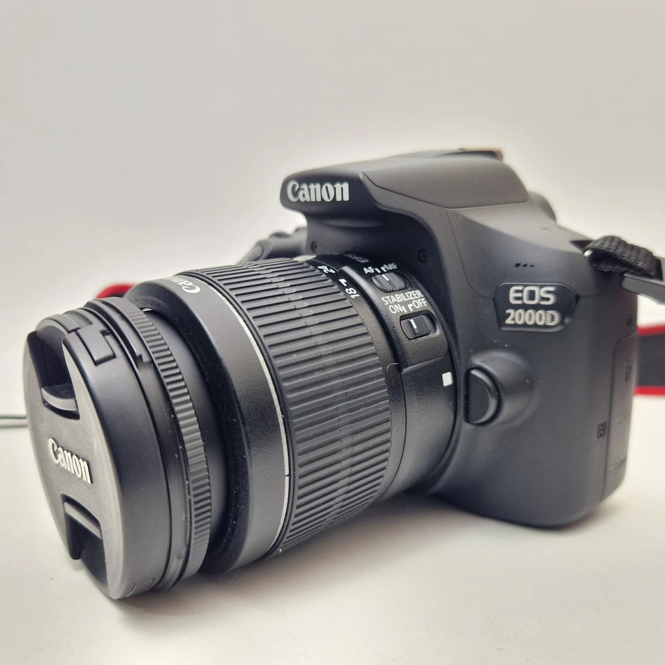 Canon EOS 2000D, photo 2 of 5