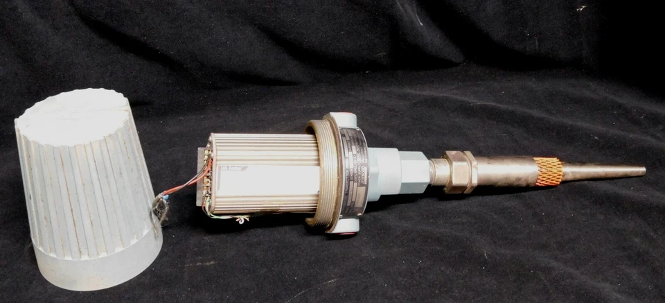 FOXBORO ~ TEMPERATURE TRANSMITTER ~ RTT 10 ~ MODEL: RTT10-AQCLS007 (NEW) - Image 3 of 4