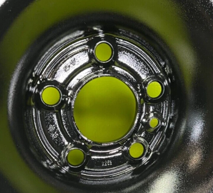 KIT NEUMÁTICO DE REPUESTO 16" CON GATO SE ADAPTA A:MODELOS FIAT 500X 2016-2023 (4 PUERTAS), 500 X Foto 3 de 4