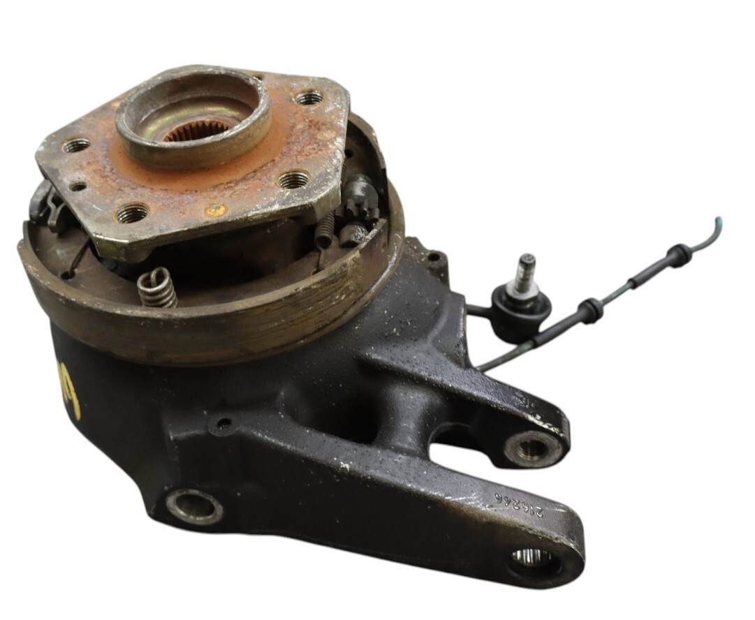 06-10 Maserati Quattroporte M139 Rear Right Side Wheel Spindle Knuckle Hub Oem