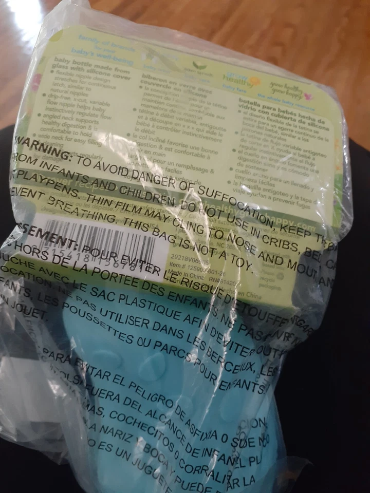 Green Sprouts - Biberón de vidrio de 5 oz con cubierta de silicona superior en ángulo azul Foto 4 de 4