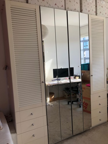 Zu verschenken wegen Umzug Kleiderschrank, weiß, mit Spiegel eBay