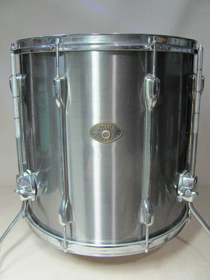 TAMA ROCKSTAR FLOOR TOM DRUM 16X16 VINTAGE ANOS 80 EM ACABAMENTO CROMADO ENEVOADO JAPÃO MAD - Imagem 2 de 4