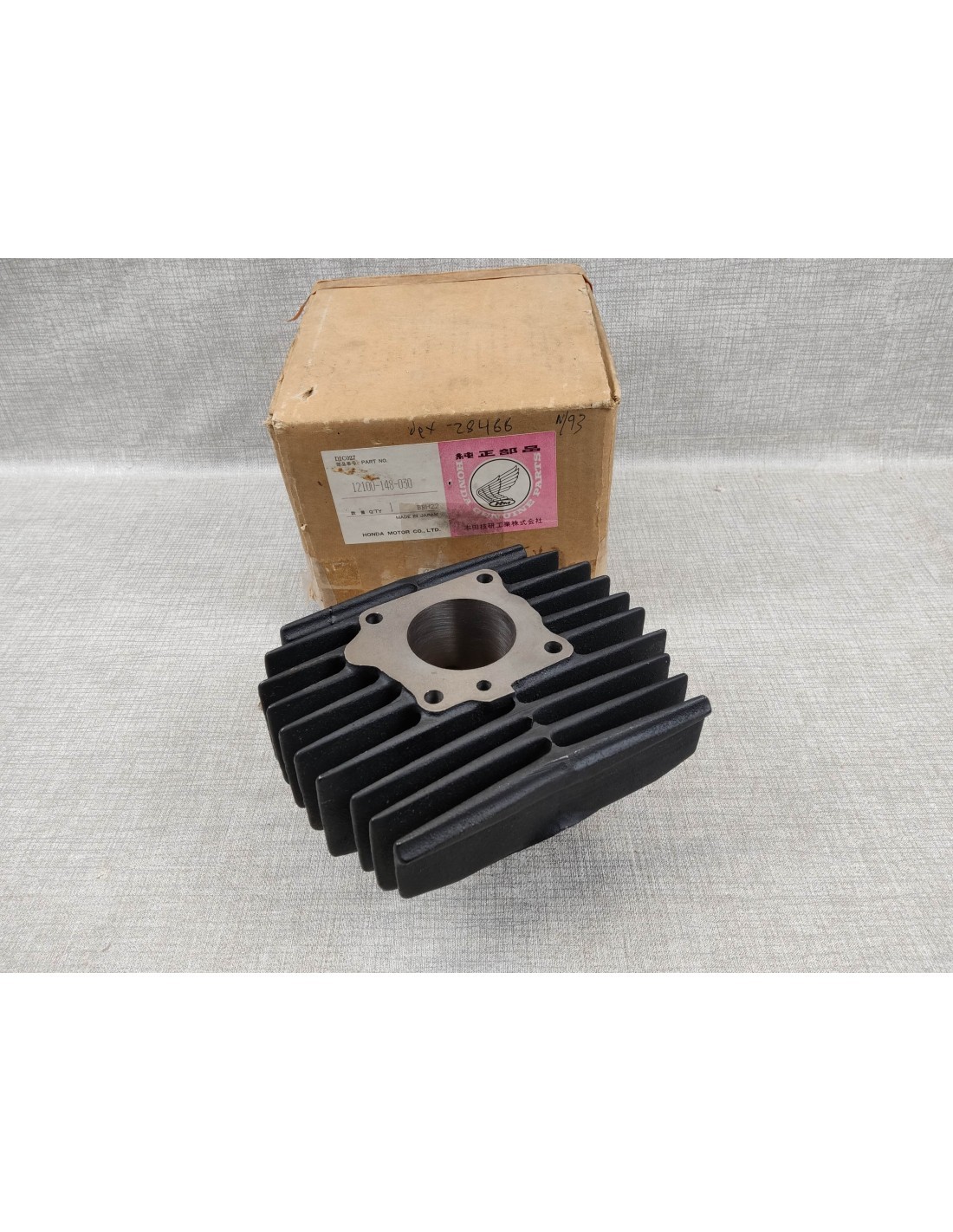 Cylindre PA50 II Hobbit Honda pour réparer la perte de compression du moteur 1978