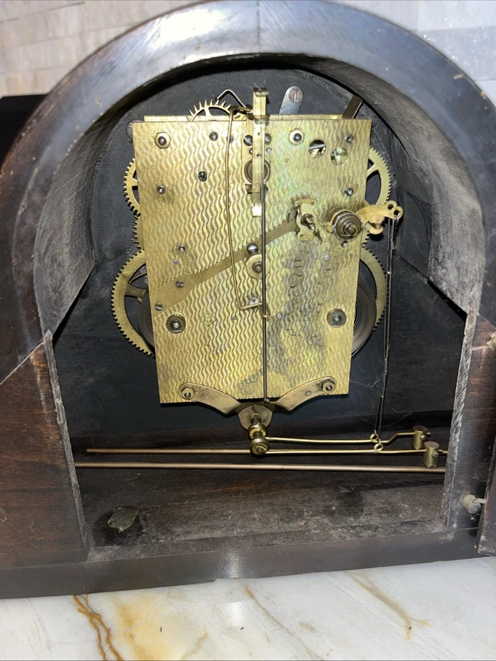 Gilbert 1807 Mantle Clock 21” de largura 9,5" de altura - Imagem 4 de 4