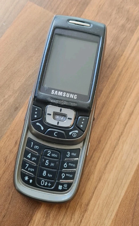 Samsung SGH D500 - Mobile Phone Faulty - Image 3 of 4