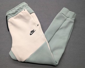 Nike Boys Tech Fleece Joggers Dusty Sage Light Orewood Brown Black Size Large