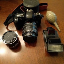 Canon EOS Kiss SLR Camera with Flash and 28-105mm Lens Excellent Condition