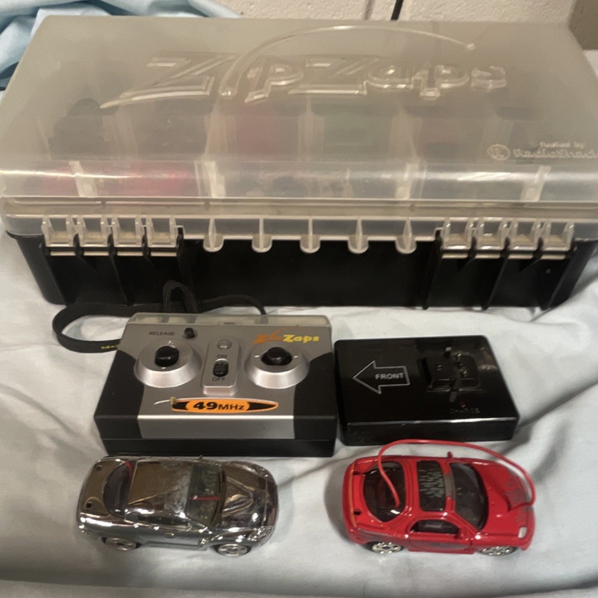 RadioShack ZipZaps Micro RC Car Set with Controller, Charger,Parts