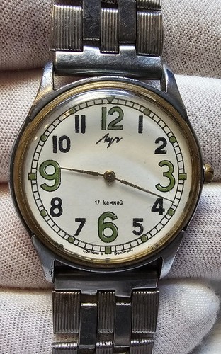 Soviet Vintage Watch Luch Mechanical Wristwatch Men's Old USSR Watch Luch - Picture 1 of 21