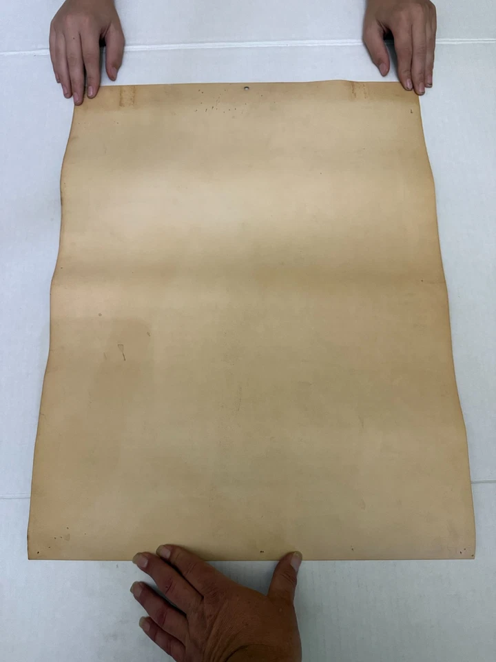 Calendario pin up vintage 1981 DuPont productos de acabado automotriz Foto 2 de 2