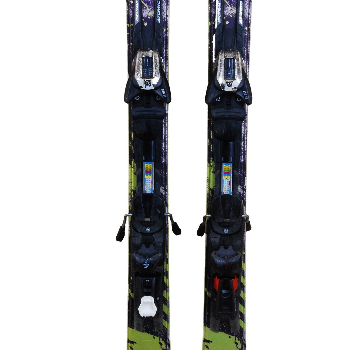 skis ATOMIC NOMAD WHITEOUT, all mountain rocker, WHITE + Atomic XTE 10