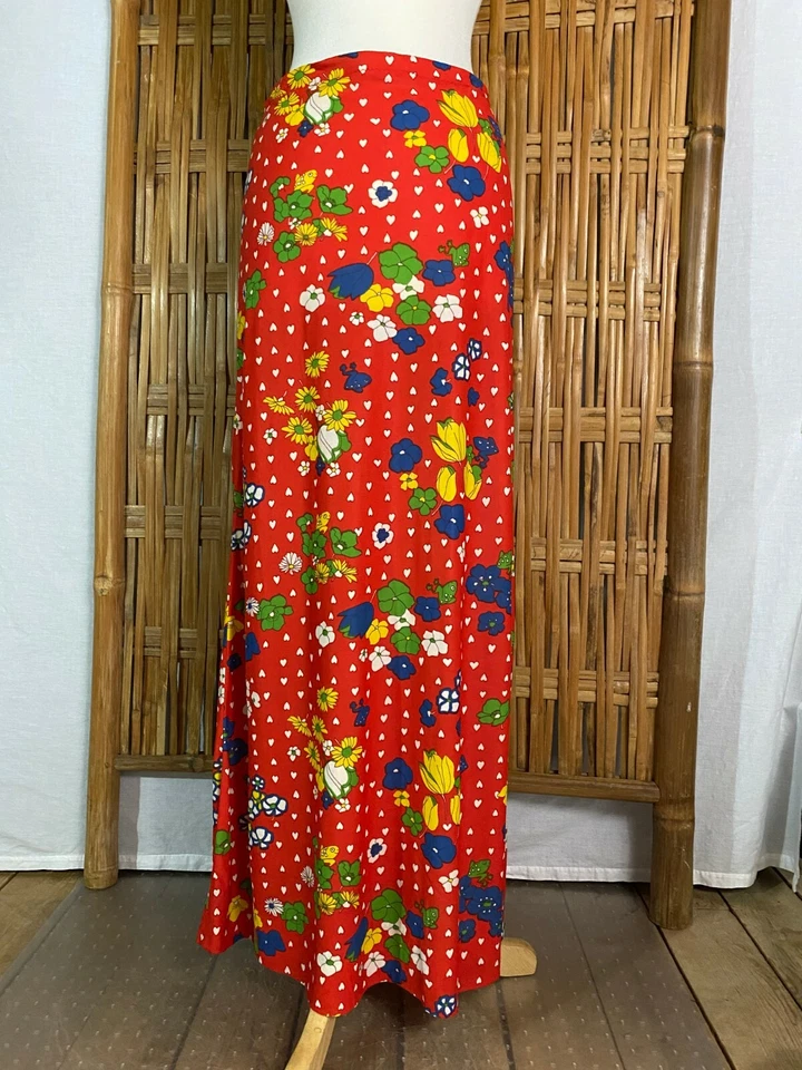 Vtg 70s Hand-Made Maxi Long Skirt Bright Red Floral Frogs White Hearts Hippy M - Image 3 of 4