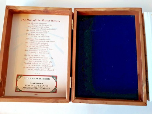 Holy Bible KJV In Cedar Box White Gold Trim Vintage Illustrated Memorial Edition - Picture 3 of 9
