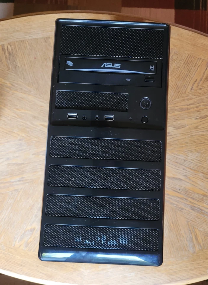 Rosewill RANGER - M MATX & ITX MicroATX Vintage Retro / Estuche para PC para Dormir Foto 2 de 4