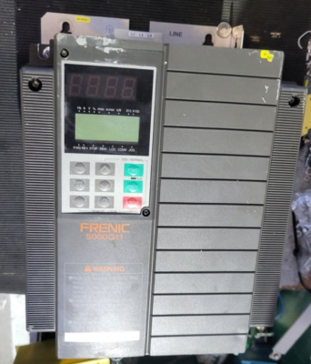 FUJI FRENIC 5000G11 FRN5.5G11S-4EN AC DRIVE W/ SCHAFFNER FS5536-35