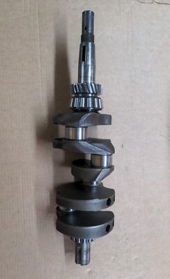 Wisconsin VH4D Crankshaft Standard Short Shaft New Holland L425