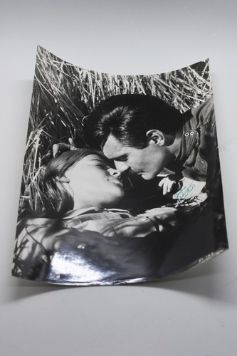 Foto publicitaria del Dr. Zhivago Omar Sharif y Julie Christie - autografiada por Julie - Imagen 5 de 5