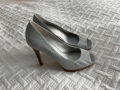 Calvin Klein 8 Silver Peep Toe High Heels Stiletto 4 1/2'' Snake Cora Leather