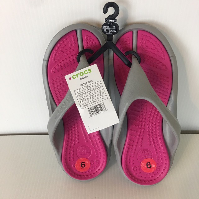 j5 crocs in women's