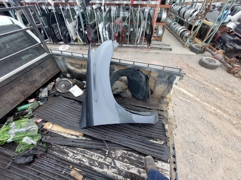 (LOCAL PICKUP ONLY) Passenger Right Fender Fits 08-22 SEQUOIA 2471181 - Imagem 2 de 4