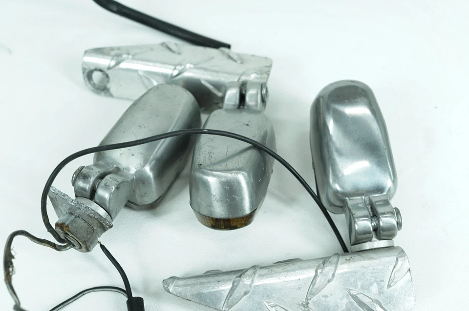 Harley Sportster XLH883 1986 OEM indicadores de señal de giro delanteros izquierdo y derecho Foto 2 de 4