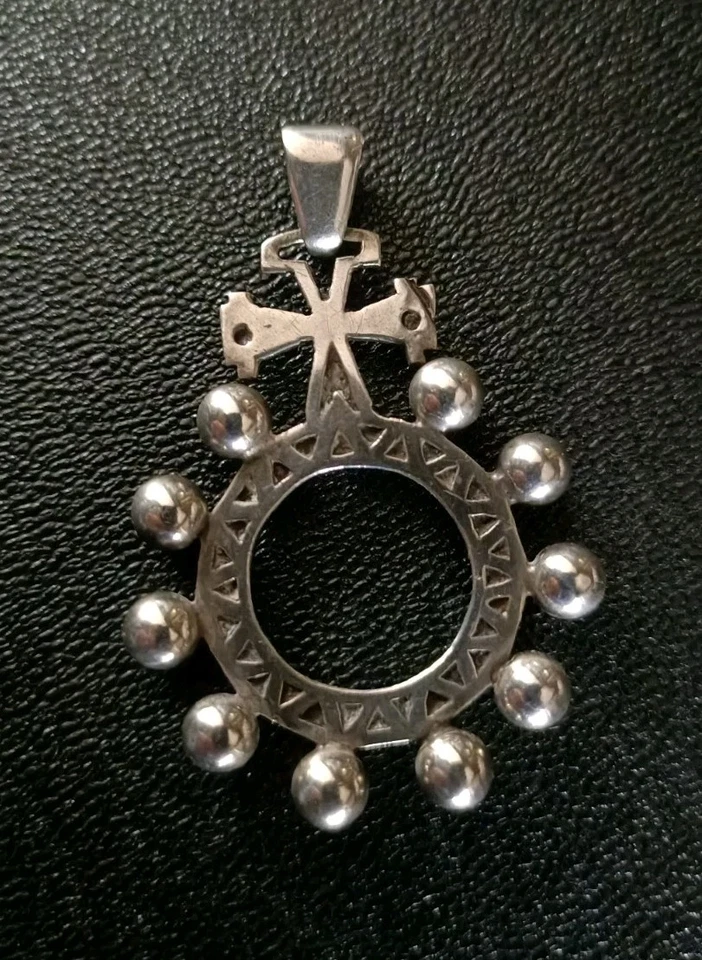 Ancien Dizainier Basque En Argent Massif . - Photo 2/4