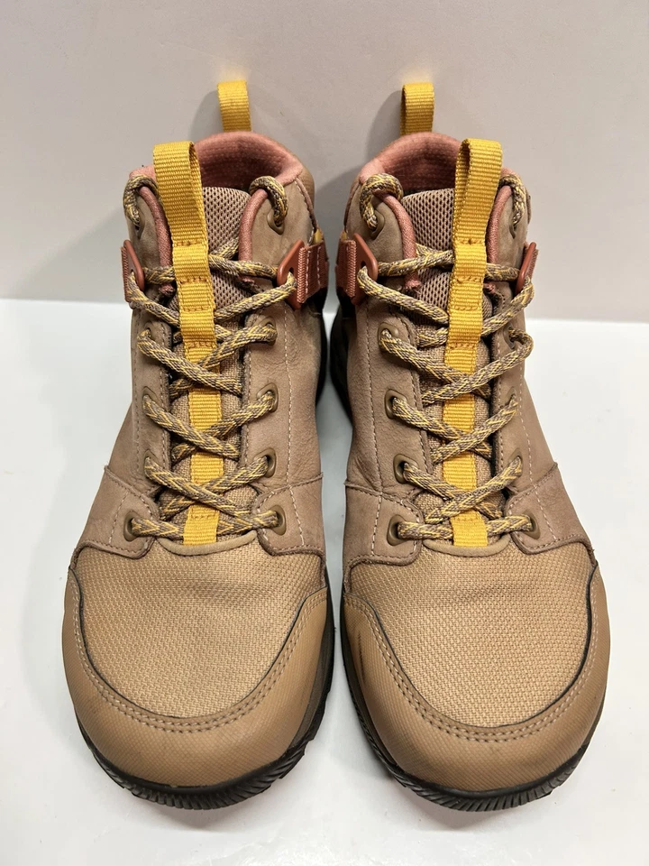 Botas de senderismo Teva Grandview GTX para mujer color tostado arena media talla 7 Foto 2 de 4