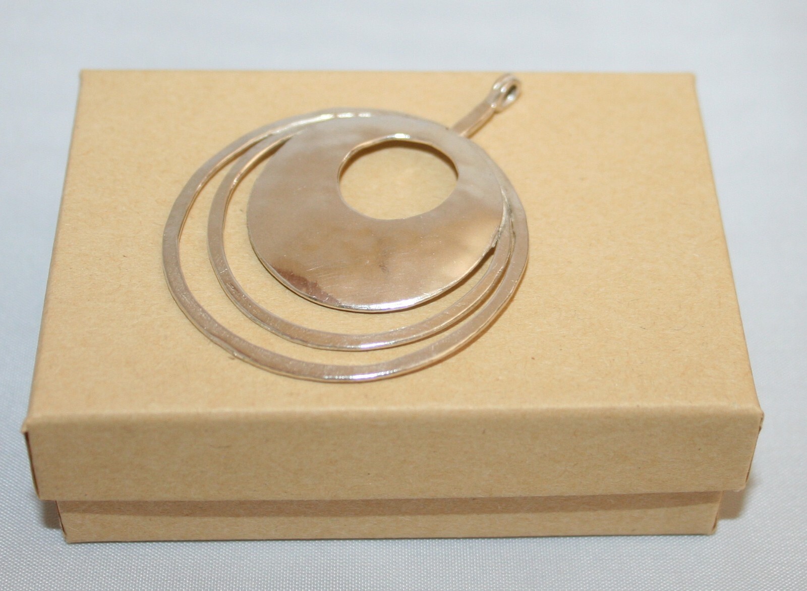 Silpada Sterling Silver Hammered "Perspectiva" Circle Pendant N1329