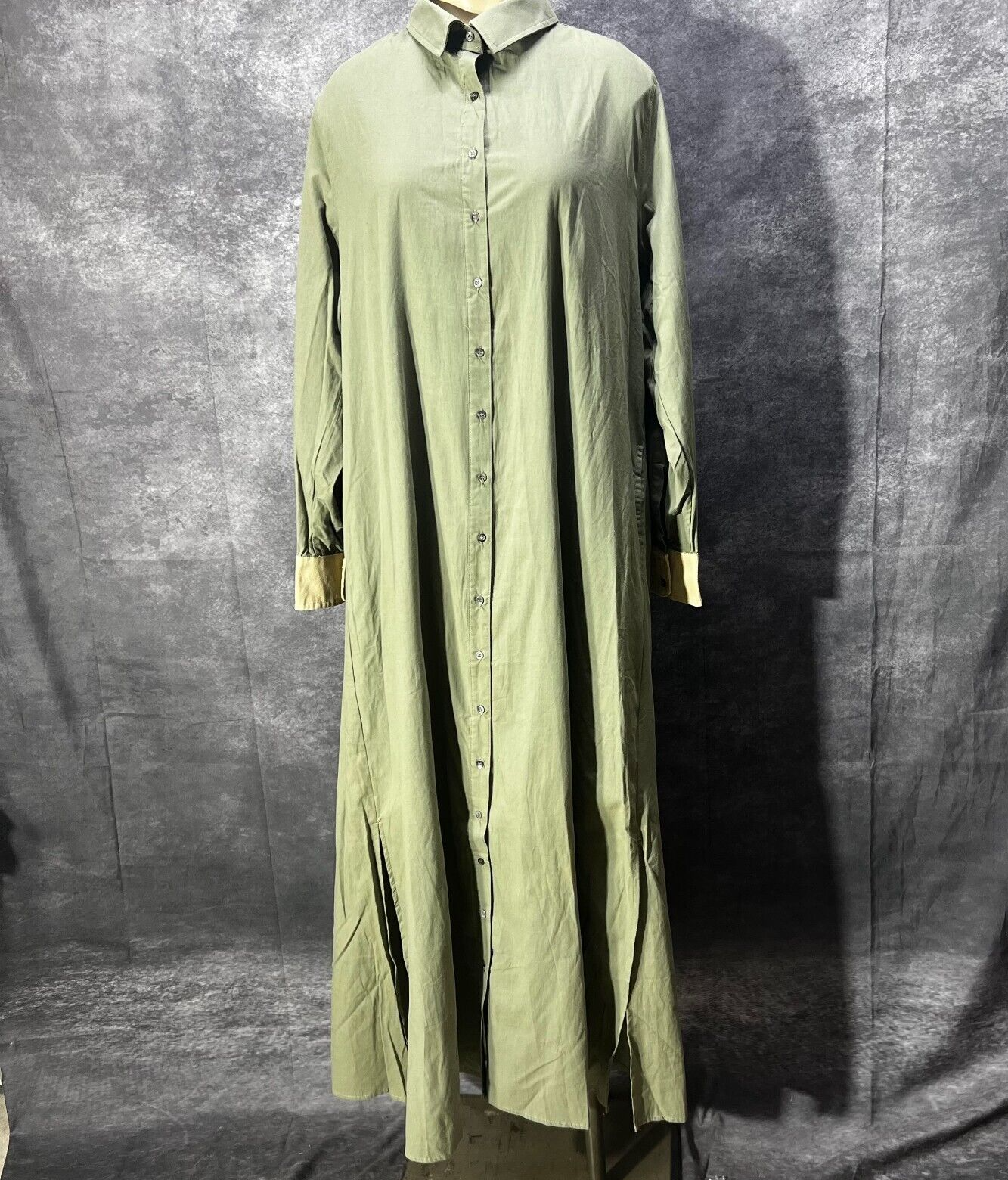 Tuckernuck Shiver Shirt Dress Size M Olive Green Button Front Long Sleeve Maxi