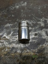Snap-On USA TW-221 11/16" Std. Socket 1/2dr. 6pt.