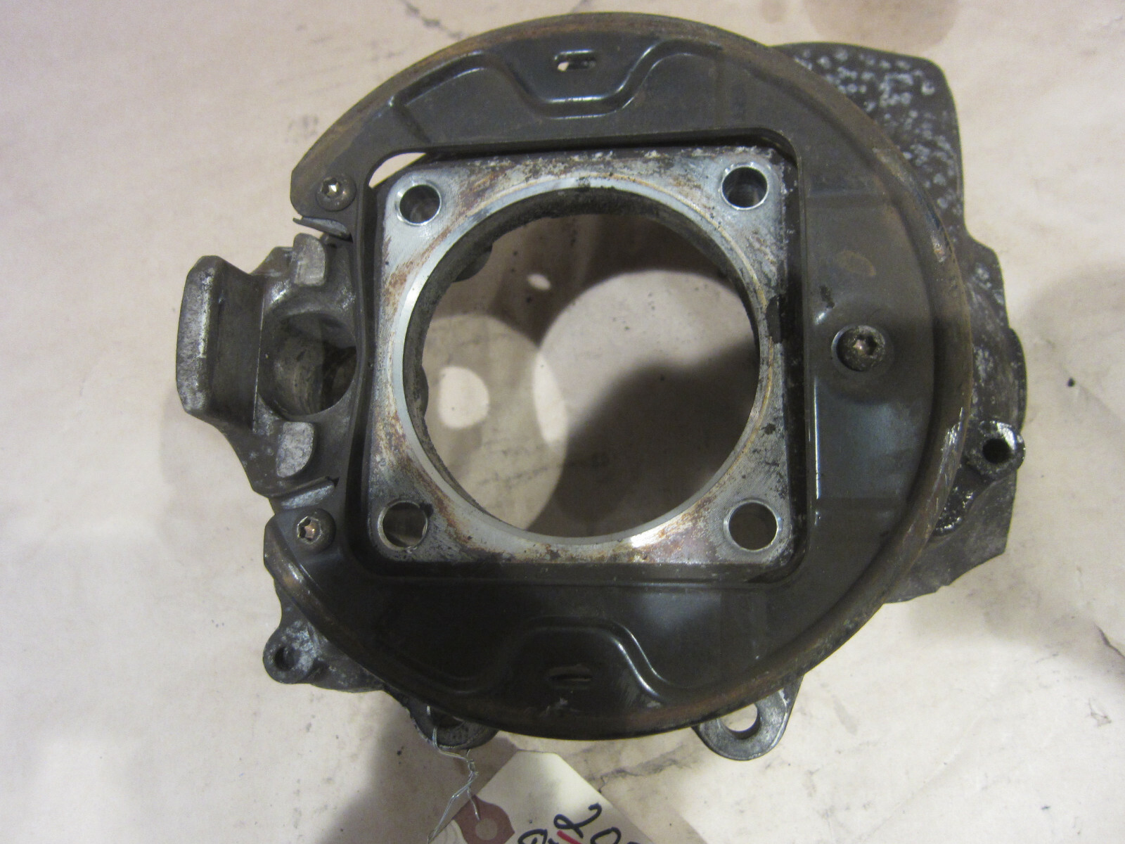 Maserati Quattroporte 2005 - LH Rear Hub Holder - P/N 208334