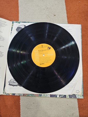 1970s Vg John Denver – Rocky Mountain High 4731 LP33 - Imagen 2 de 5