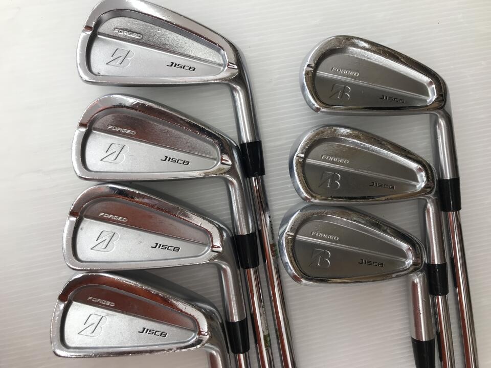 BRIDGESTONE Iron Set J015CB 4.5.6.7.8.9.P Dynamic Gold Flex