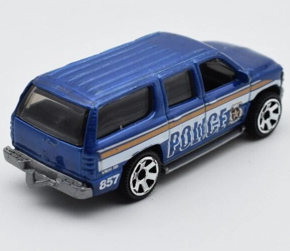 Matchbox Superfast Chevrolet Suburban Police. Confezione da 5 esclusive.... - Immagine 2 di 2