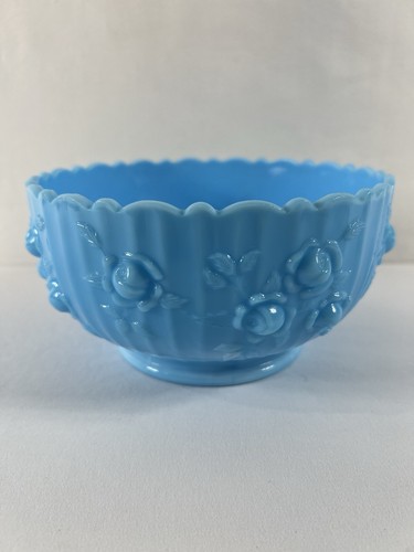 Vintage Fenton Cabbage Rose Blue White Slag Glass Bowl - Picture 8 of 8