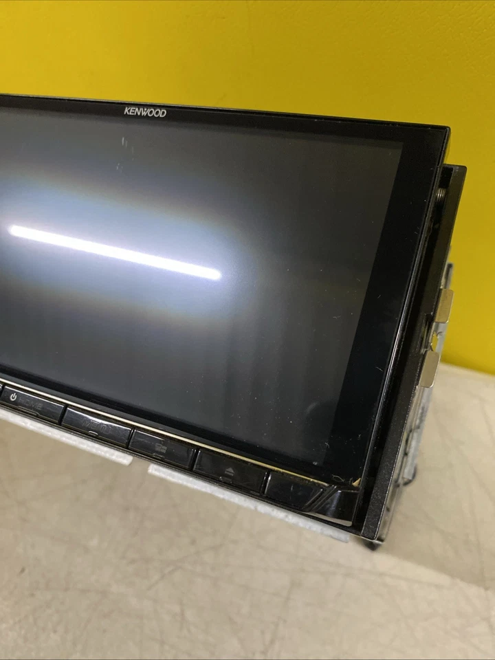 Kenwood DNX9190DABS - 6.8” HD GPS CarPlay Android Bluetooth DAB Stereo - Image 4 of 4