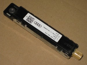Audi A3 8V S3 MMI Navi Radio Antennen Antennenverstärker Steuergerät 8V3035225B