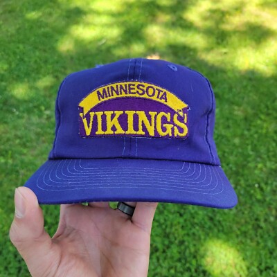 Vintage 90's Minnesota Vikings NFL Snapback Hat Patch Logo Sports