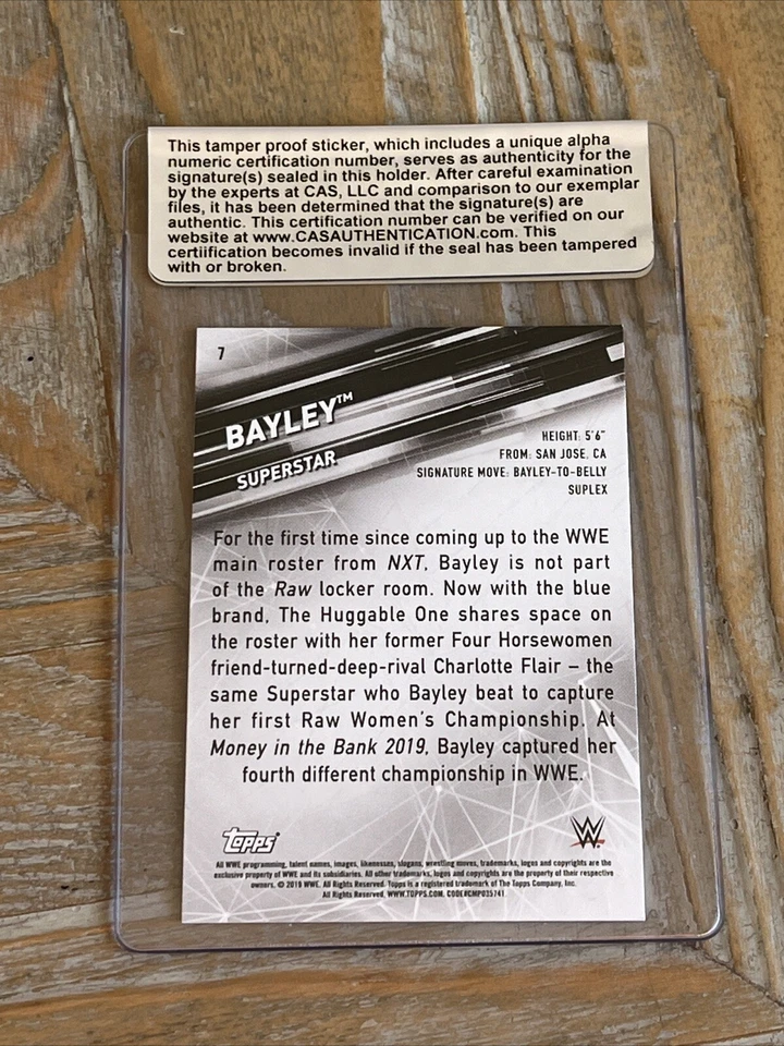 BAYLEY 2019 TOPPS WWE SMACKDOWN SIGNED AUTOGRAPHED CARD CAS AUTHENTIC - Image 2 of 3