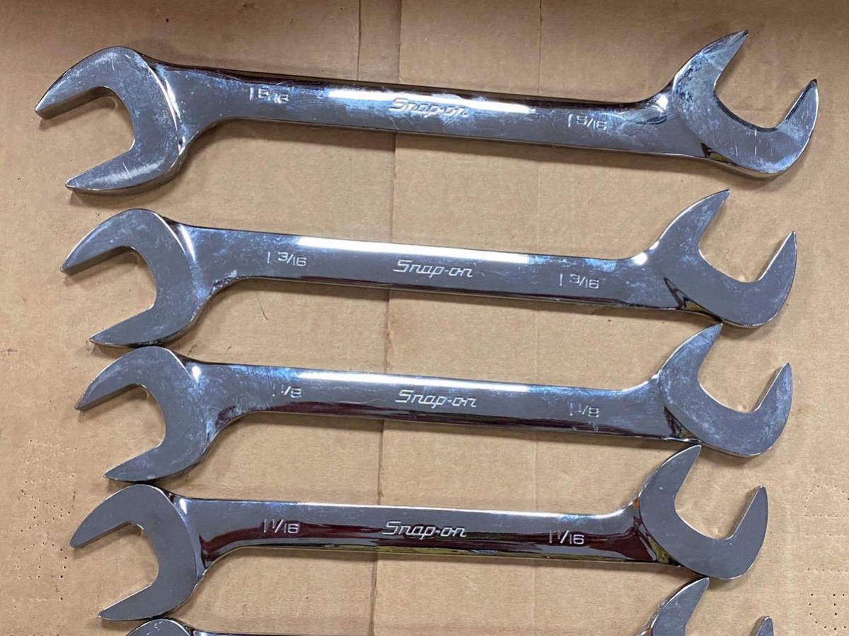 新品 snap on カッター  2個セット Snap on Tools New FADH704C 4 Piece Red 6, 8, 10, 12