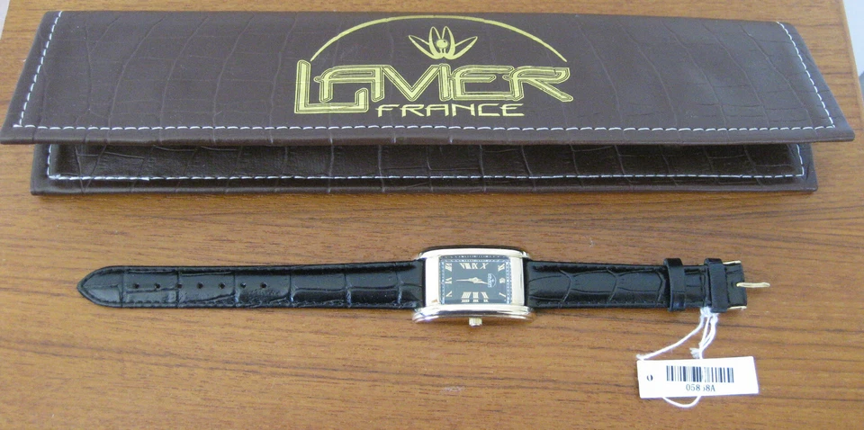 NUEVO RELOJ LA MER (LAMER) FRANCE para mujer enchapado en oro de 18 quilates ~ correa negra y estuche original Foto 2 de 4