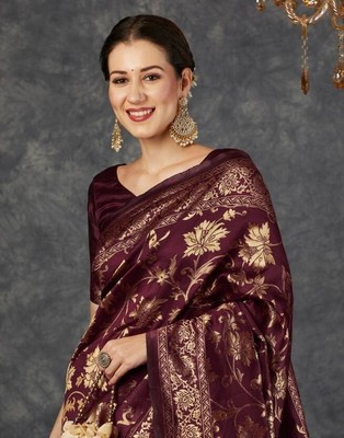 Indian Wedding Wear, Self Design Kanjivaram Silk Blend, Jacquard Saree  (Maroon)