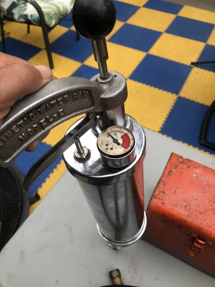 Ram de agua cinética General Pipe Cleaners 115020 KR-A-WC con cono de 4", estuche, accesorios ( Foto 4 de 4