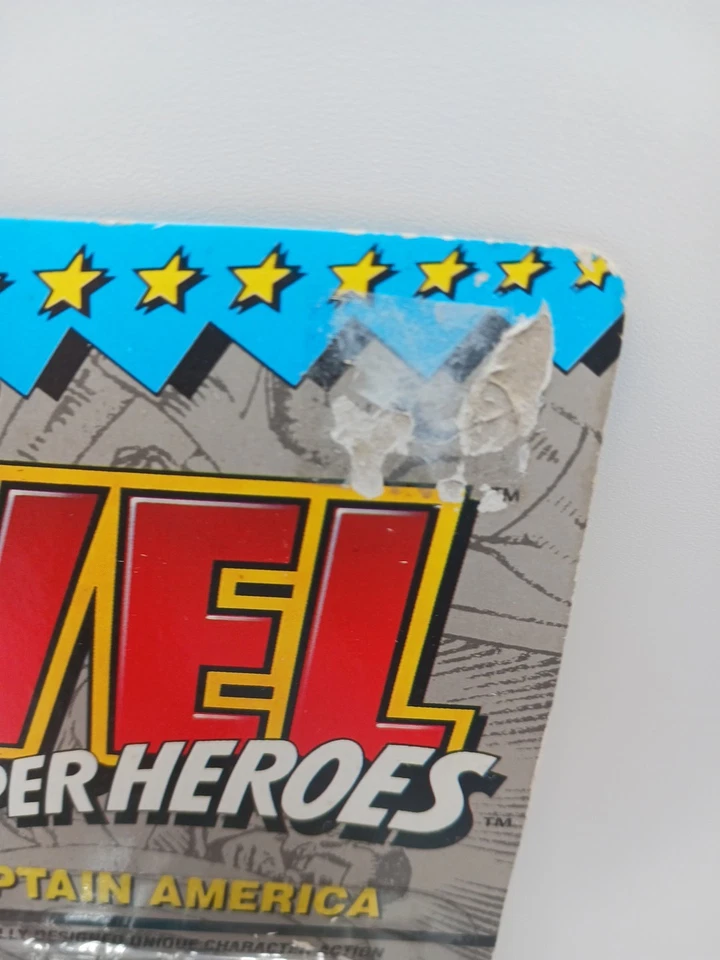 Figura de acción Capitán América lanza escudo Marvel Superhéroes Toy Biz 1993 Foto 4 de 4