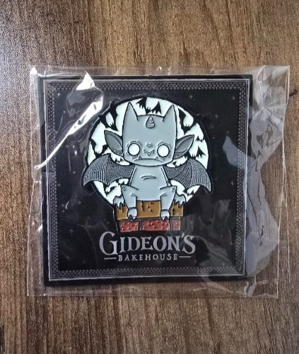 Gideons Bakehouse Babegubadijadzs Gargoyle Pin LE3000 2023 Babegubadijádzs New